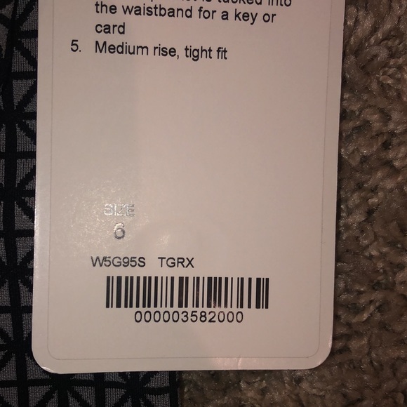 Lululemon NWT geometric print Wunder Under legging - Picture 5 of 5